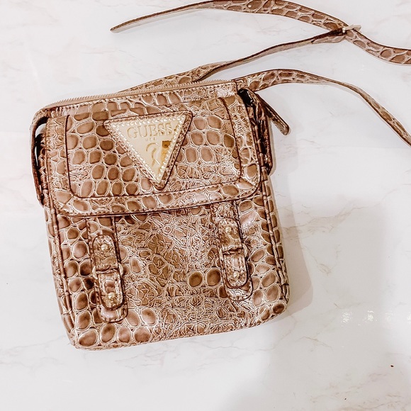 Guess Handbags - Guess grey scaled purse